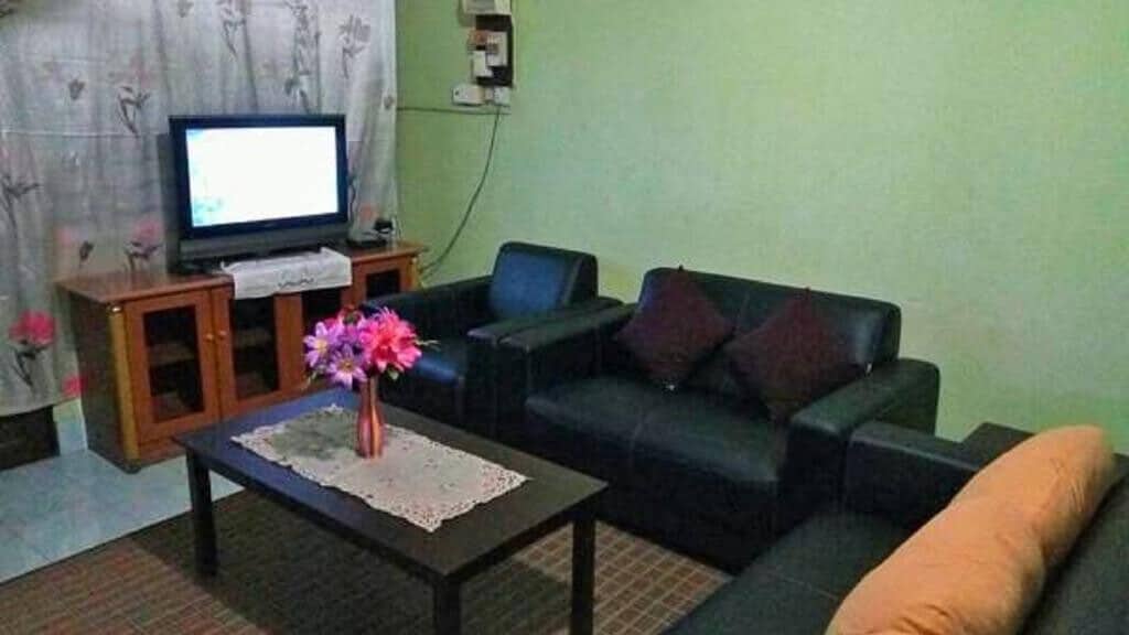 No 1137 IMA Homestay & Guest House property in Seri Manjung, Perak, Malaysia