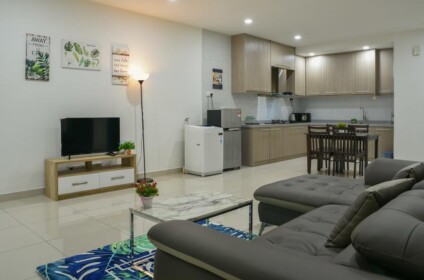 Damen Subang by Widebed property in Subang Jaya, Selangor, Malaysia